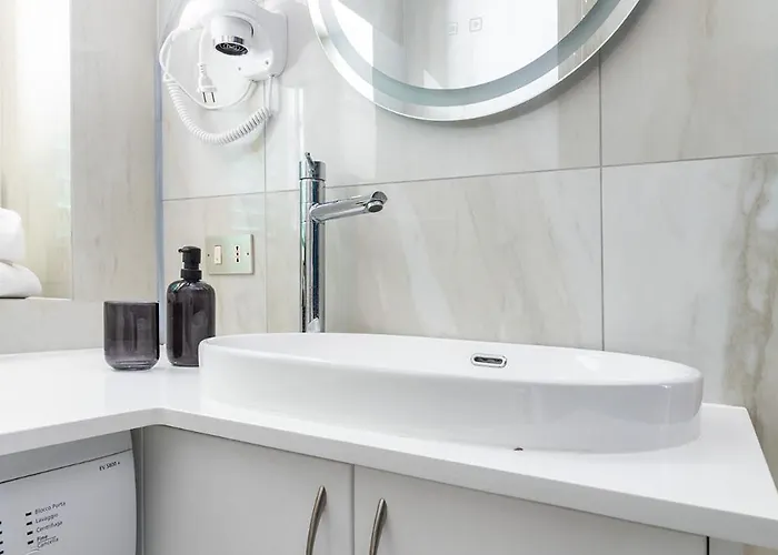 Maria - Julia Daire Vieste